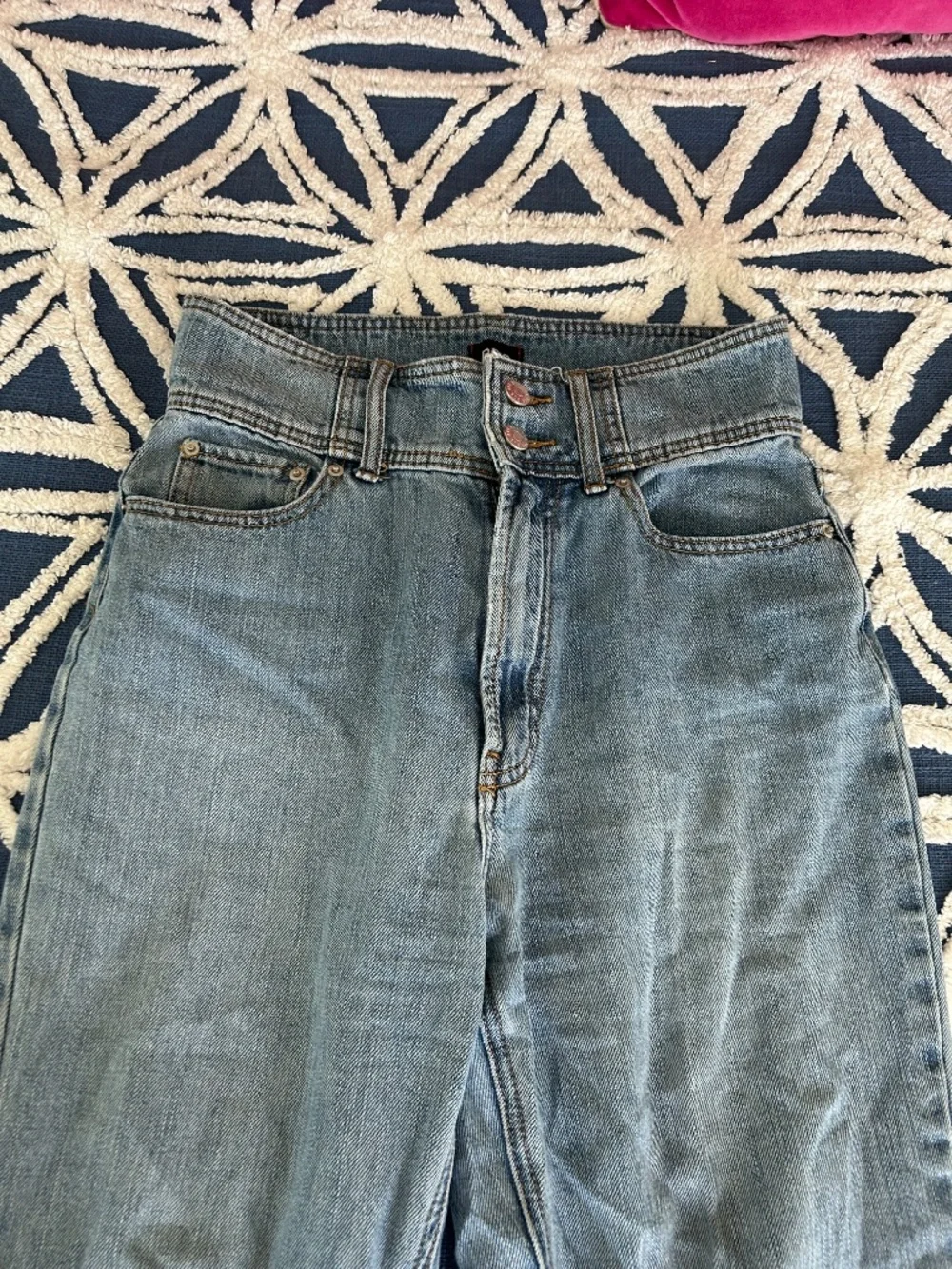 Ultra high waist ankle jeans - Picture 2 of 10